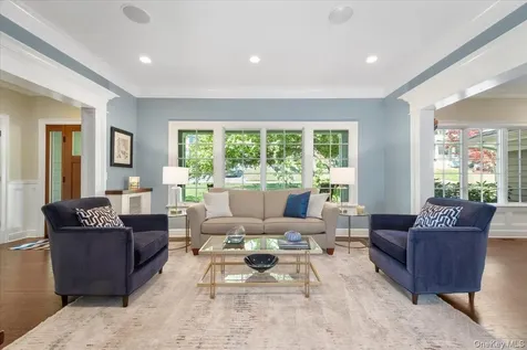 17 Hemlock Road Hartsdale NY 10530
