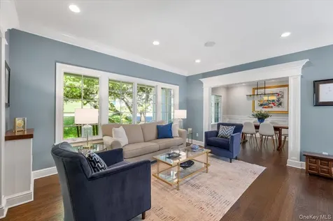 17 Hemlock Road Hartsdale NY 10530