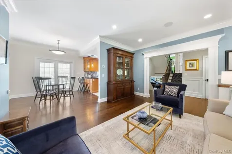 17 Hemlock Road Hartsdale NY 10530