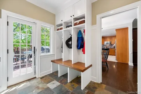 17 Hemlock Road Hartsdale NY 10530