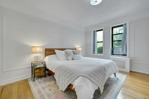 43 Calton Road New Rochelle NY 10804