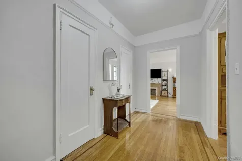 43 Calton Road New Rochelle NY 10804