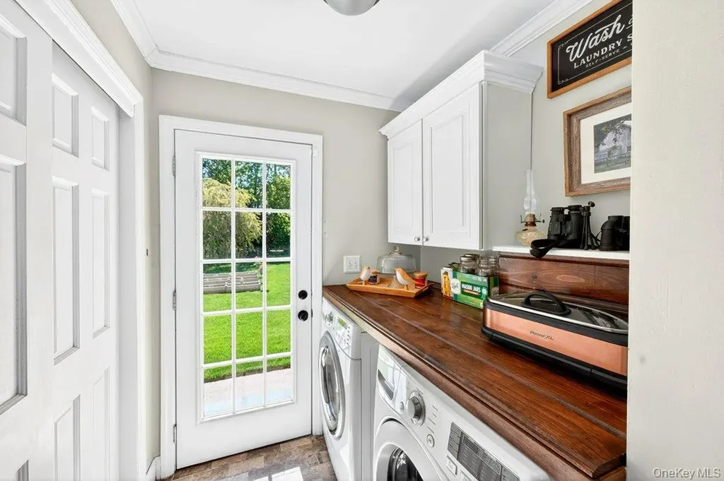 3 Orchard Road S East Patchogue NY 11772