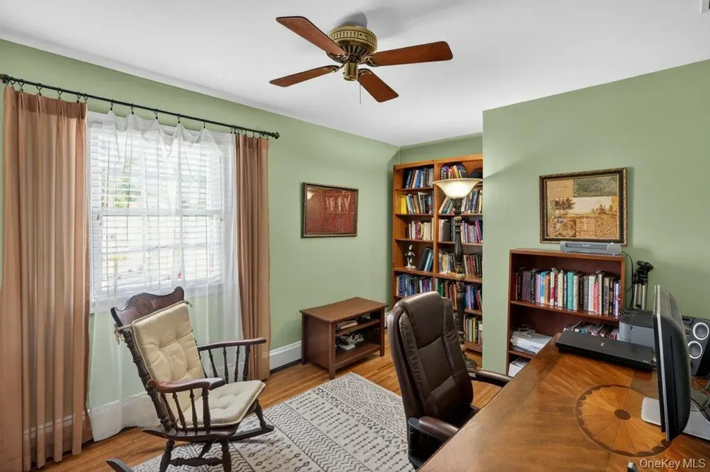 3 Orchard Road S East Patchogue NY 11772