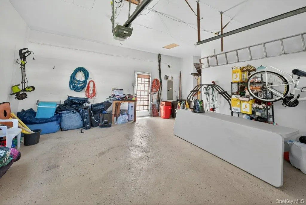 3 Orchard Road S East Patchogue NY 11772
