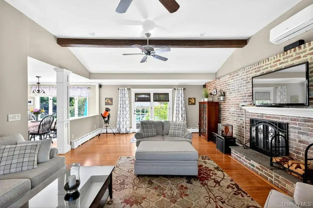 3 Orchard Road S East Patchogue NY 11772