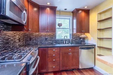 110 Emerson Street Kingston NY 12401