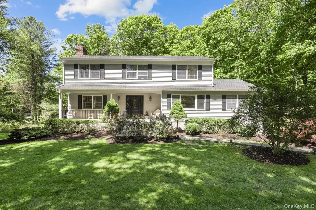 72 Brett Lane Bedford NY 10506
