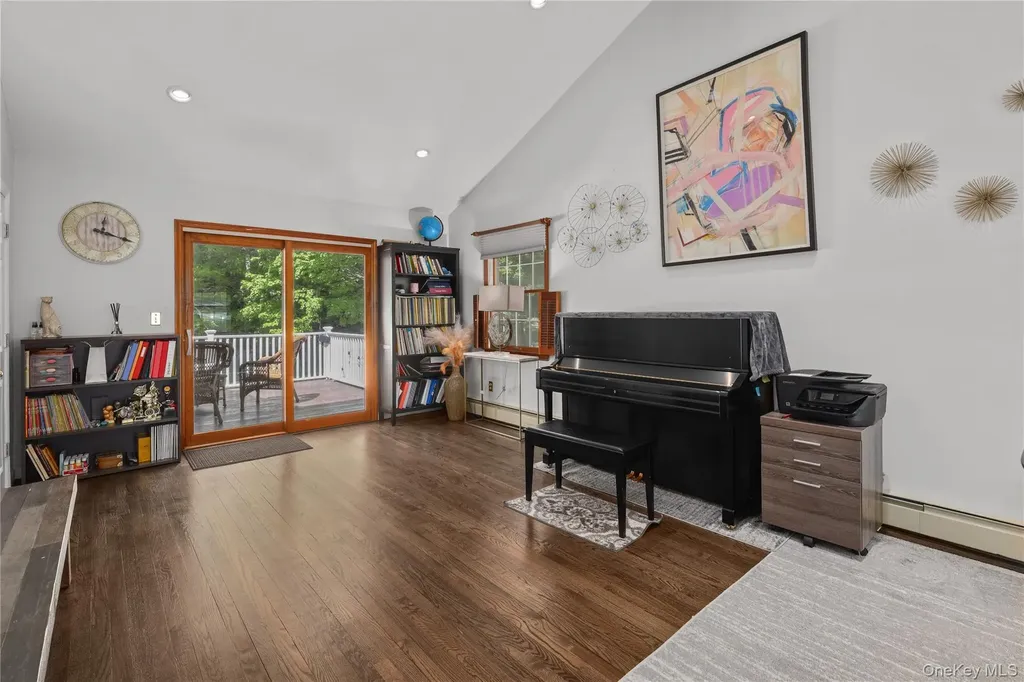 72 Brett Lane Bedford NY 10506