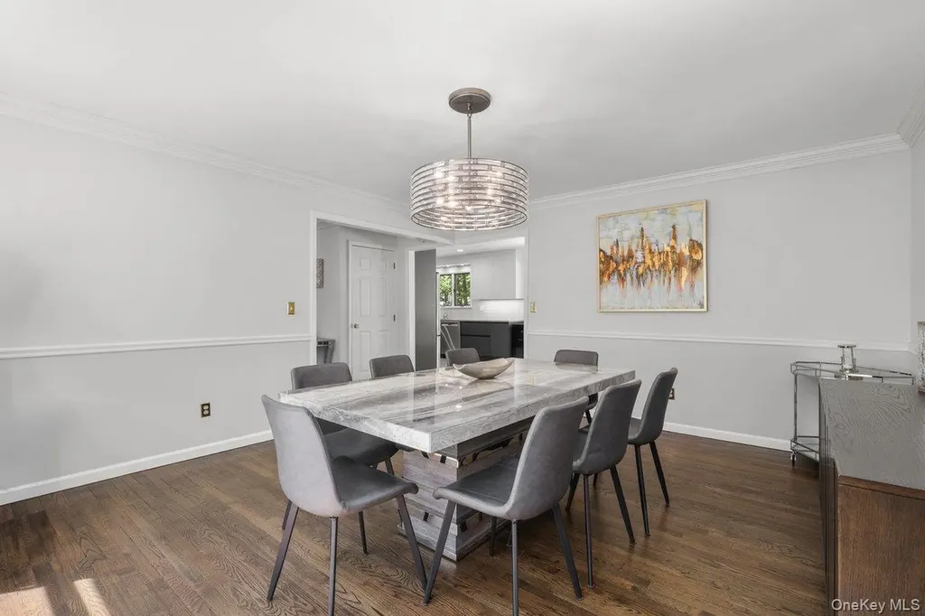 72 Brett Lane Bedford NY 10506