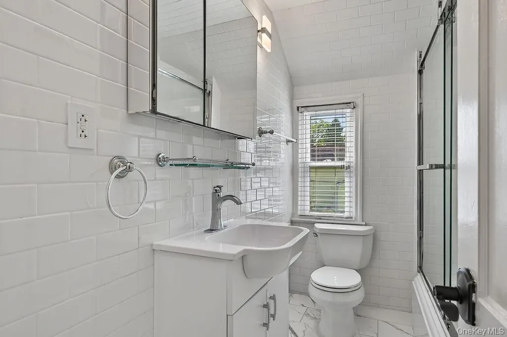 155 White Road Scarsdale NY 10583