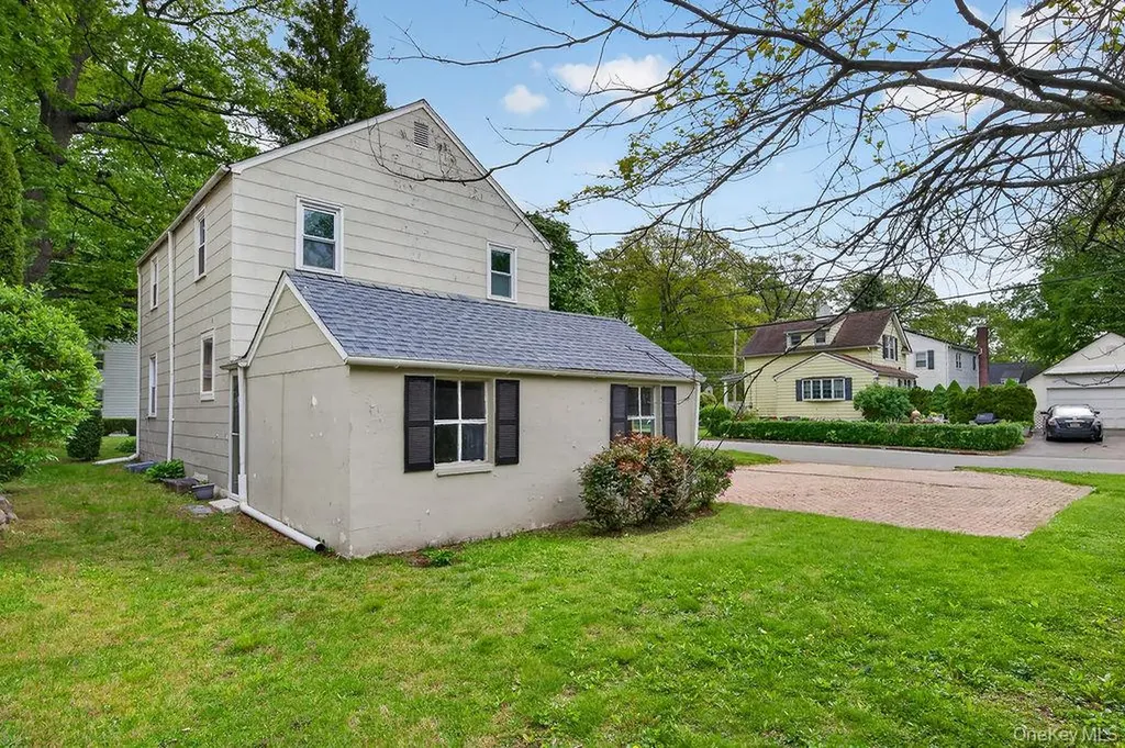 155 White Road Scarsdale NY 10583