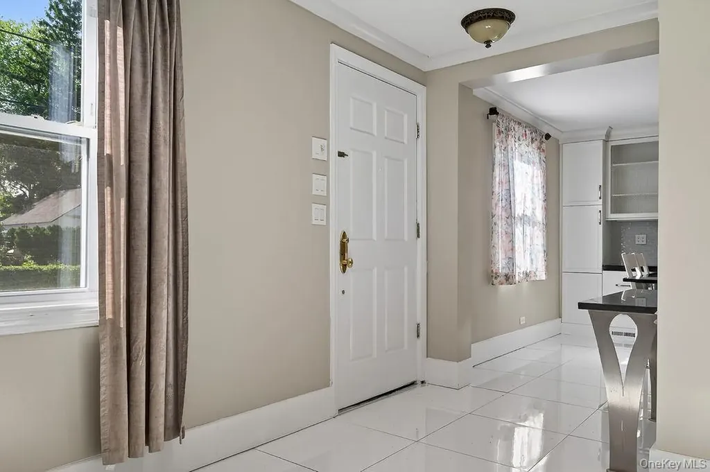 155 White Road Scarsdale NY 10583