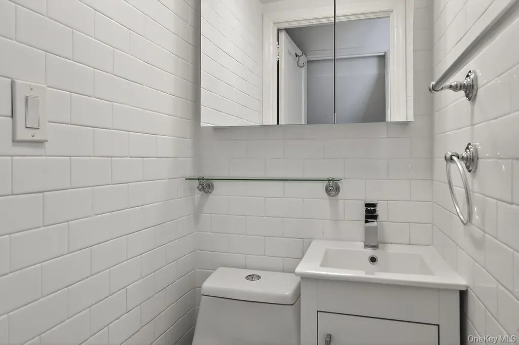 155 White Road Scarsdale NY 10583