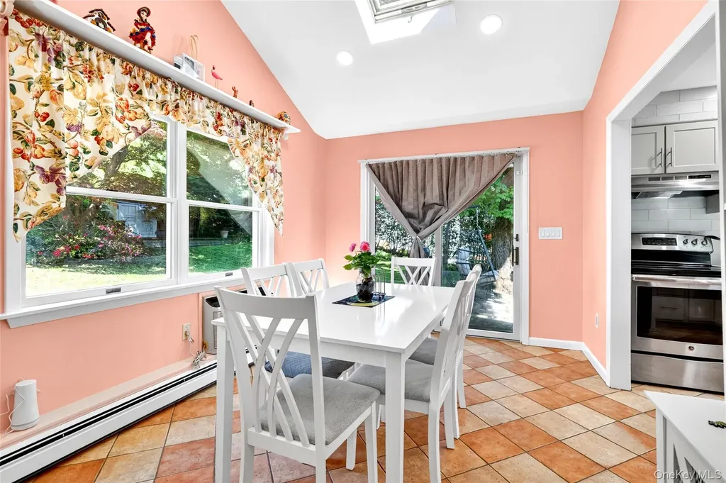 25 Hillside Avenue Valhalla NY 10595