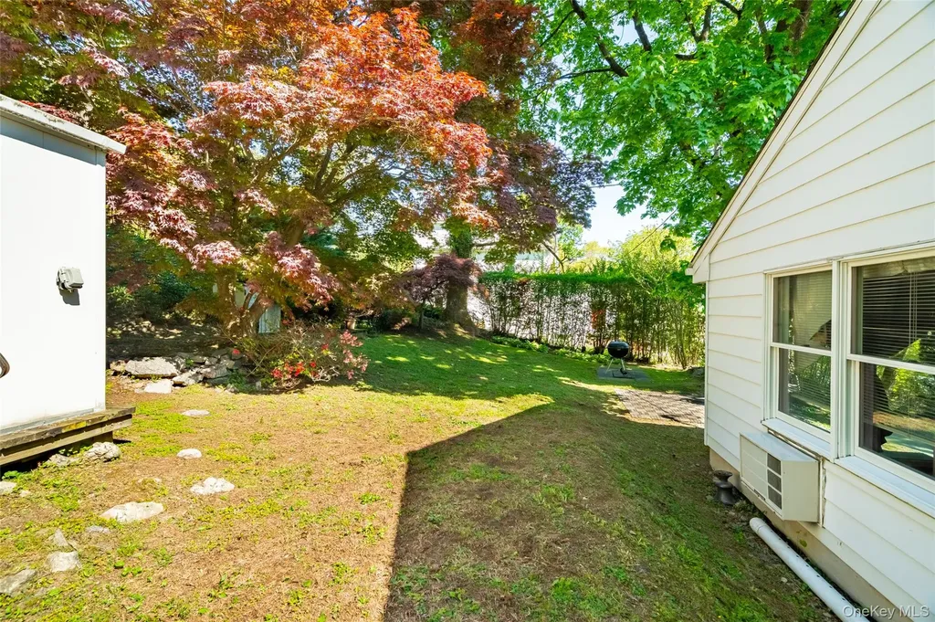 25 Hillside Avenue Valhalla NY 10595