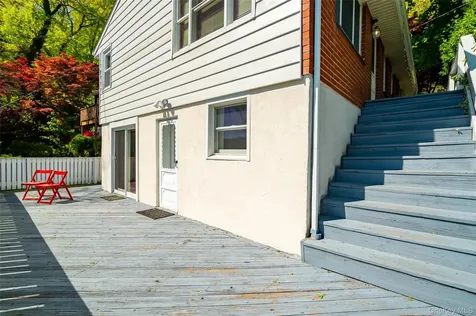 25 Hillside Avenue Valhalla NY 10595