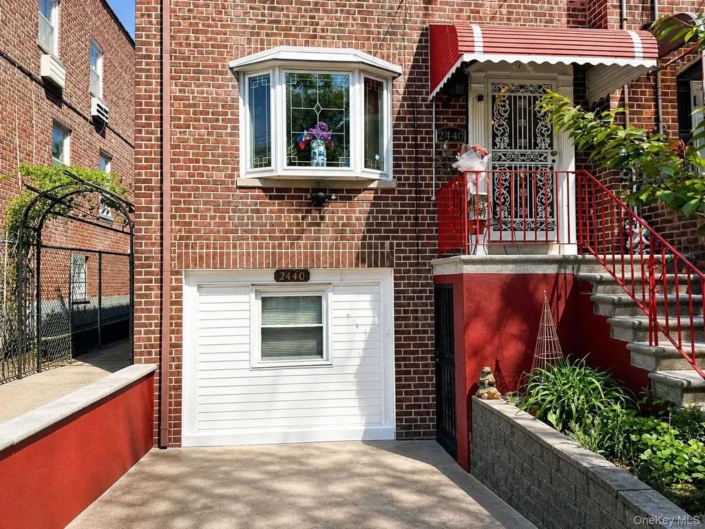 2440 Morgan Avenue Bronx NY 10469