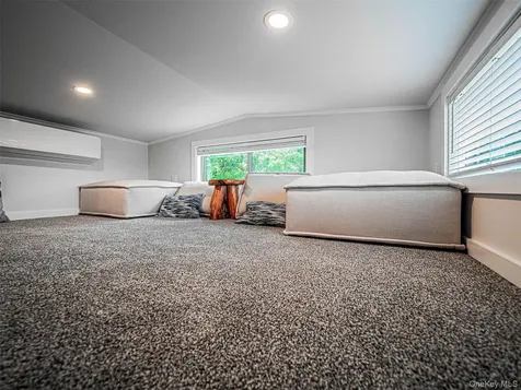 197 Wheeler Road Florida NY 10921