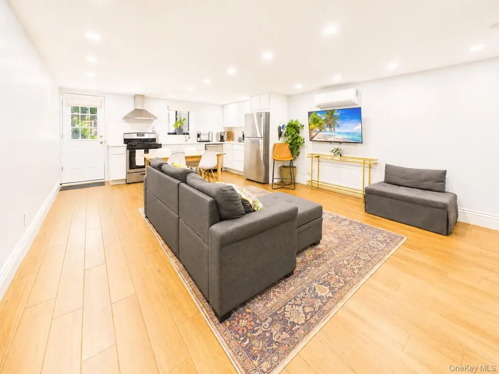 3 Jardine Place Brooklyn NY 11233