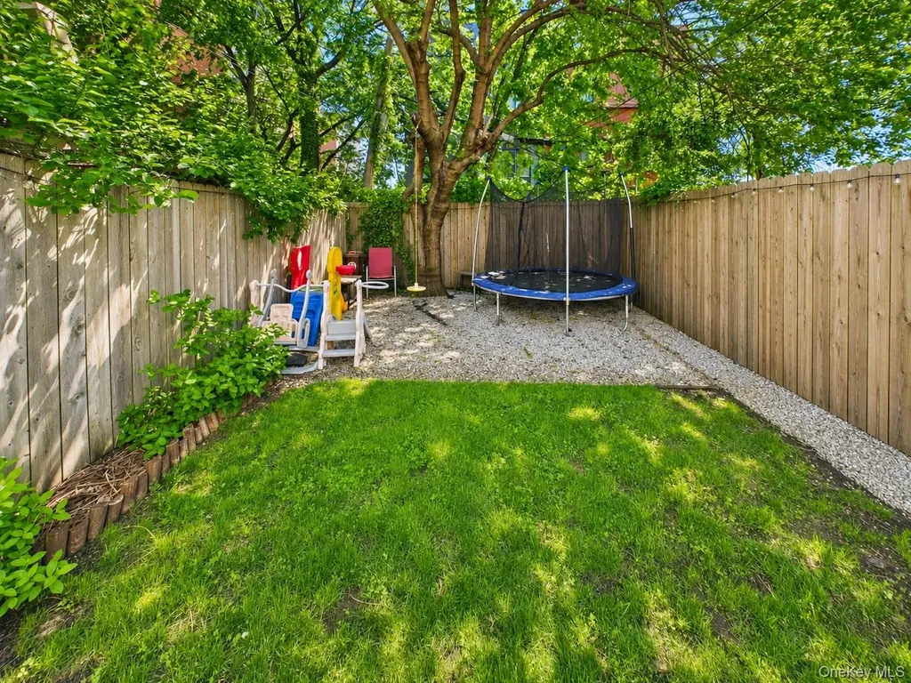 3 Jardine Place Brooklyn NY 11233