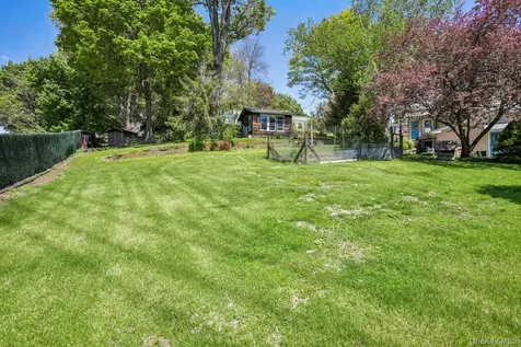 48 Montrose Station Road Montrose NY 10548
