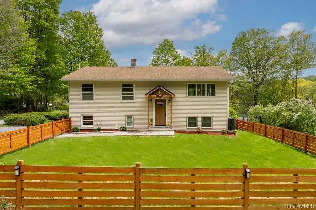 23 Lakeview Drive Holmes NY 12531