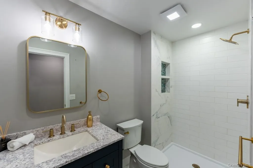 23 Lakeview Drive Holmes NY 12531