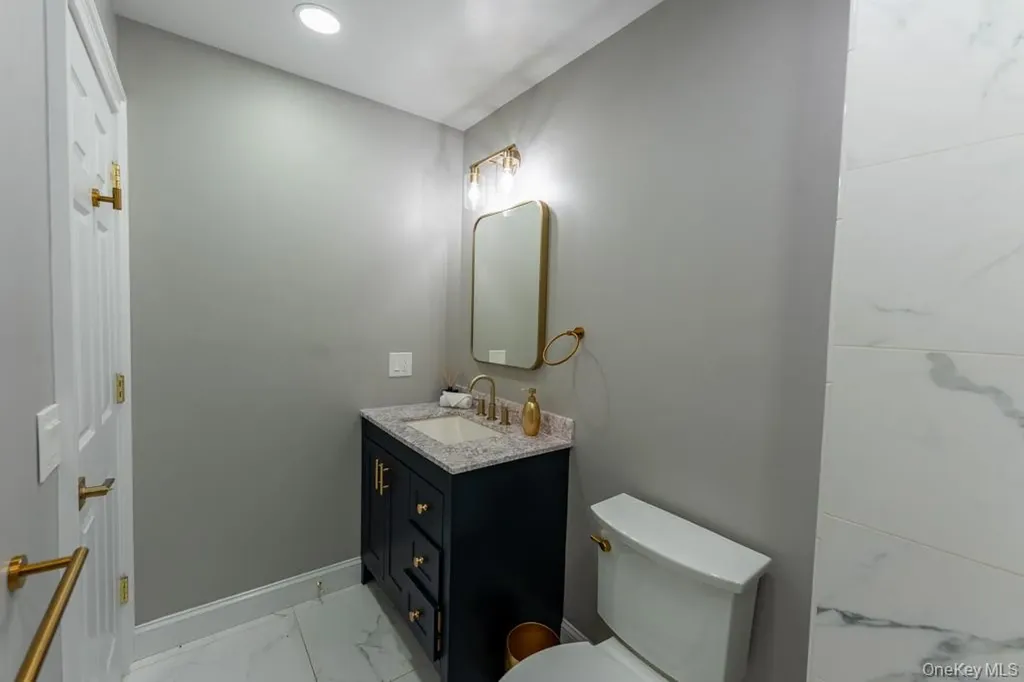 23 Lakeview Drive Holmes NY 12531