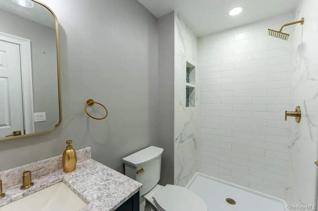 23 Lakeview Drive Holmes NY 12531