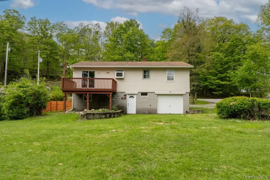 23 Lakeview Drive Holmes NY 12531
