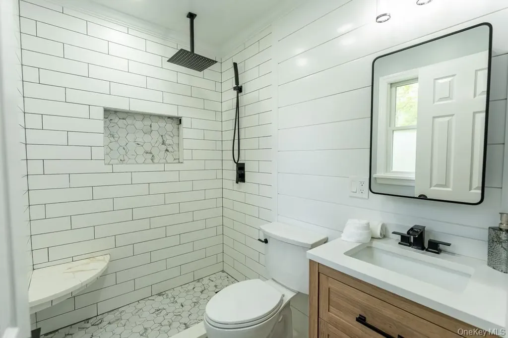 23 Lakeview Drive Holmes NY 12531