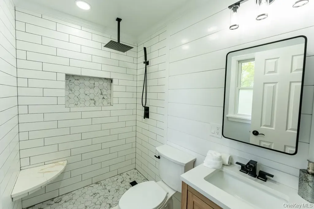 23 Lakeview Drive Holmes NY 12531
