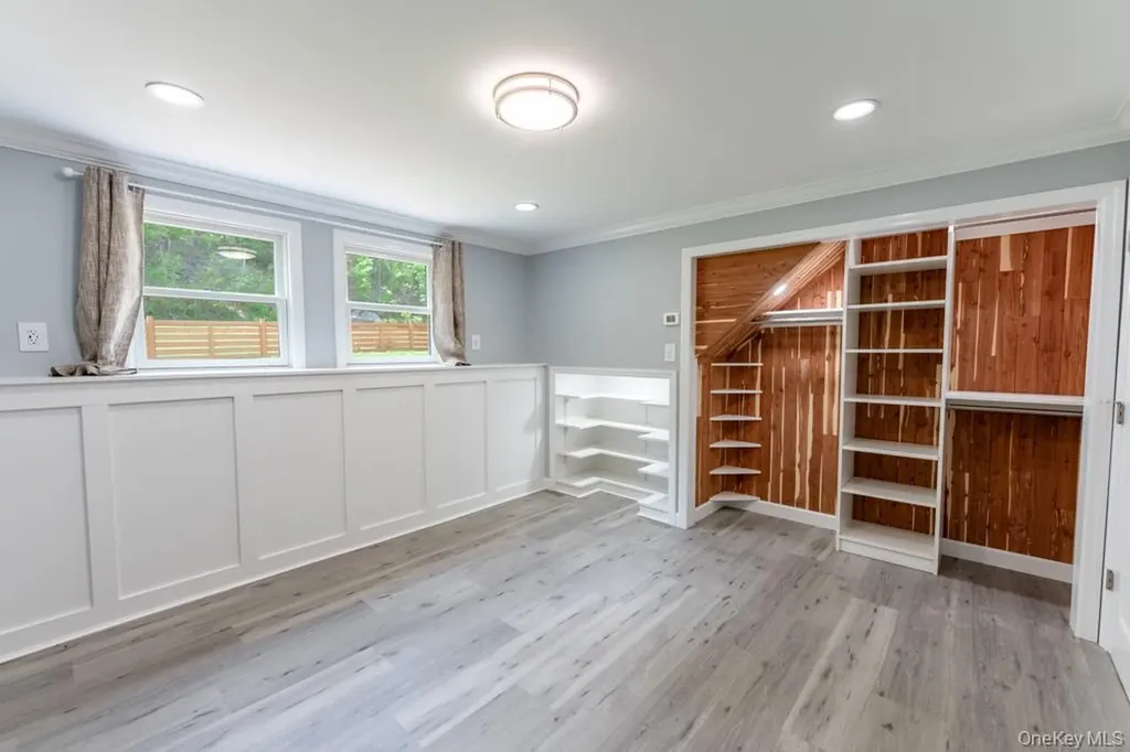 23 Lakeview Drive Holmes NY 12531