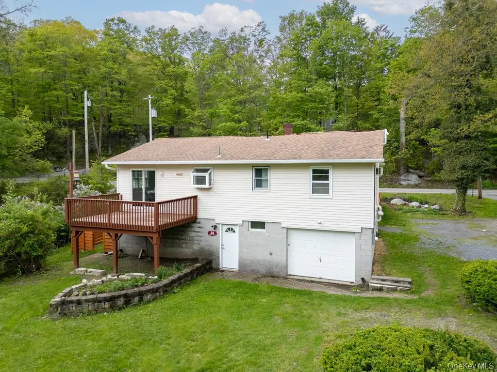 23 Lakeview Drive Holmes NY 12531