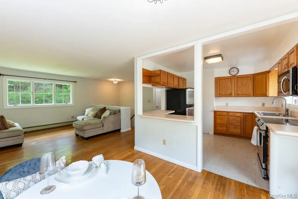 23 Lakeview Drive Holmes NY 12531