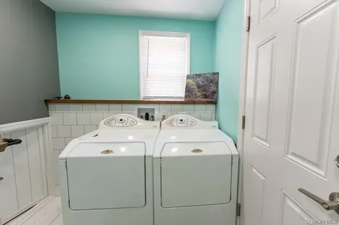 23 Lakeview Drive Holmes NY 12531