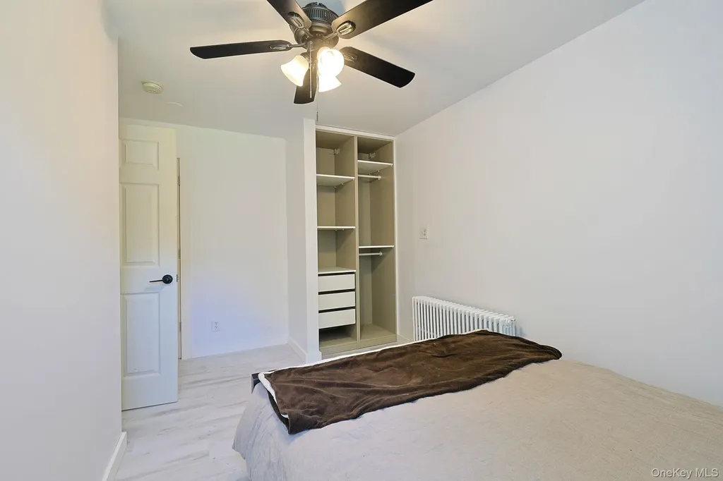 1604 Route 9g Hyde Park NY 12538