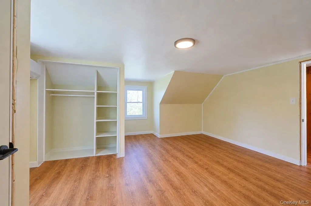 1604 Route 9g Hyde Park NY 12538