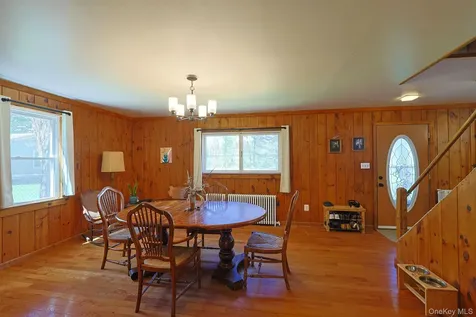 1604 Route 9g Hyde Park NY 12538