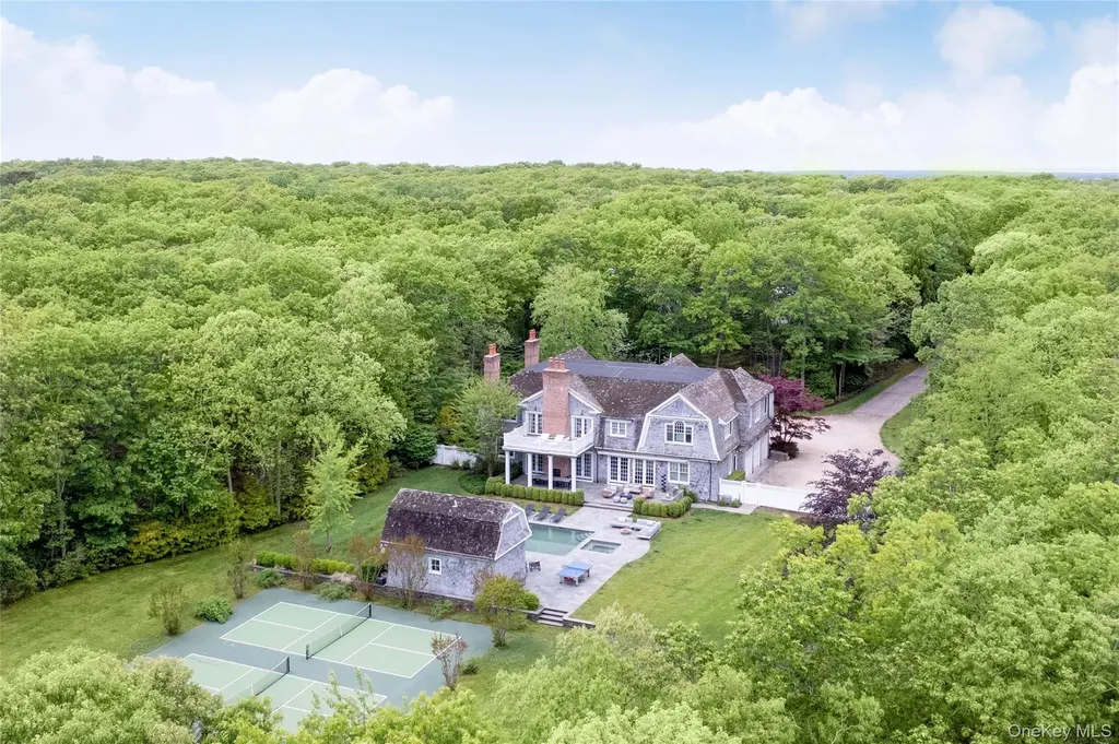 486 Middle Line Highway Bridgehampton NY 11932