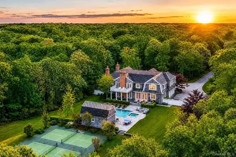 486 Middle Line Highway Bridgehampton NY 11932