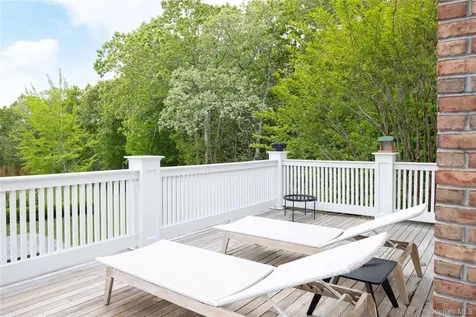 486 Middle Line Highway Bridgehampton NY 11932