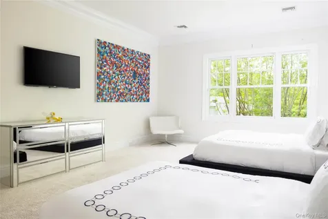 486 Middle Line Highway Bridgehampton NY 11932