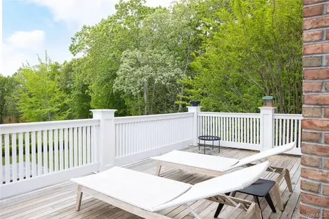 486 Middle Line Highway Bridgehampton NY 11932