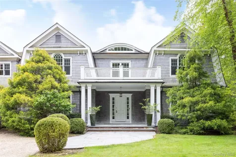 486 Middle Line Highway Bridgehampton NY 11932