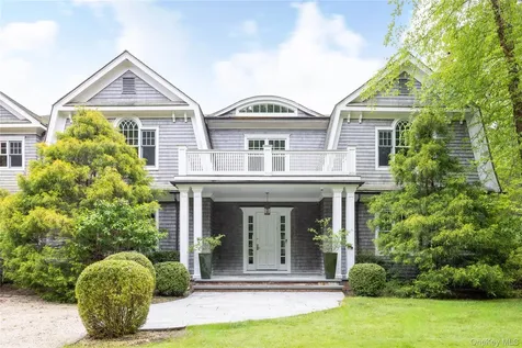 486 Middle Line Highway Bridgehampton NY 11932