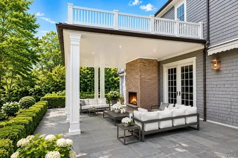 486 Middle Line Highway Bridgehampton NY 11932