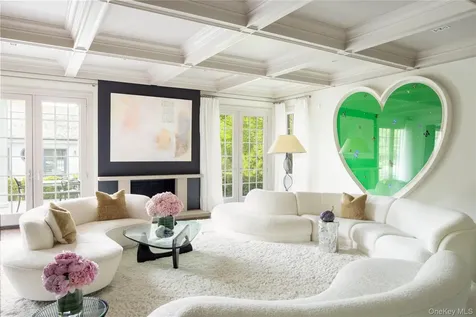 486 Middle Line Highway Bridgehampton NY 11932