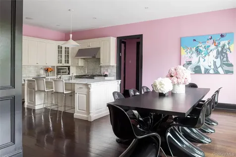 486 Middle Line Highway Bridgehampton NY 11932